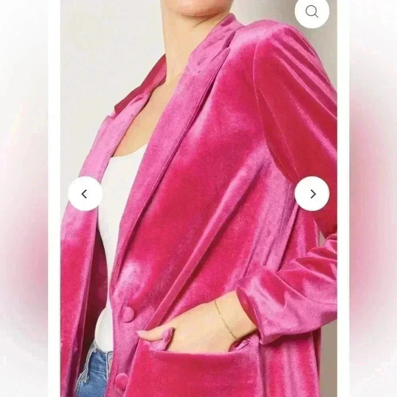 ENTRO women’s fucsia Velvet blazer pockets at side and button front closure.sz M - Picture 3 of 9